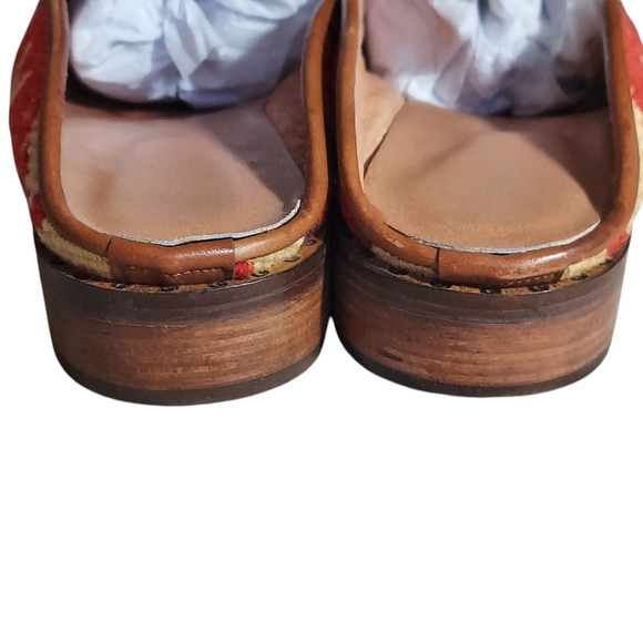 Vintage Red Brown Turkish Wool Rug Mules Slip Ons Stacked Wood Block Heels - Picture 9 of 16